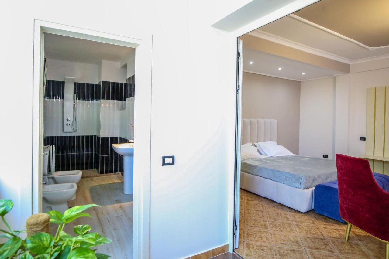 Hotel Vila Stefa Vlorë Exteriér fotografie