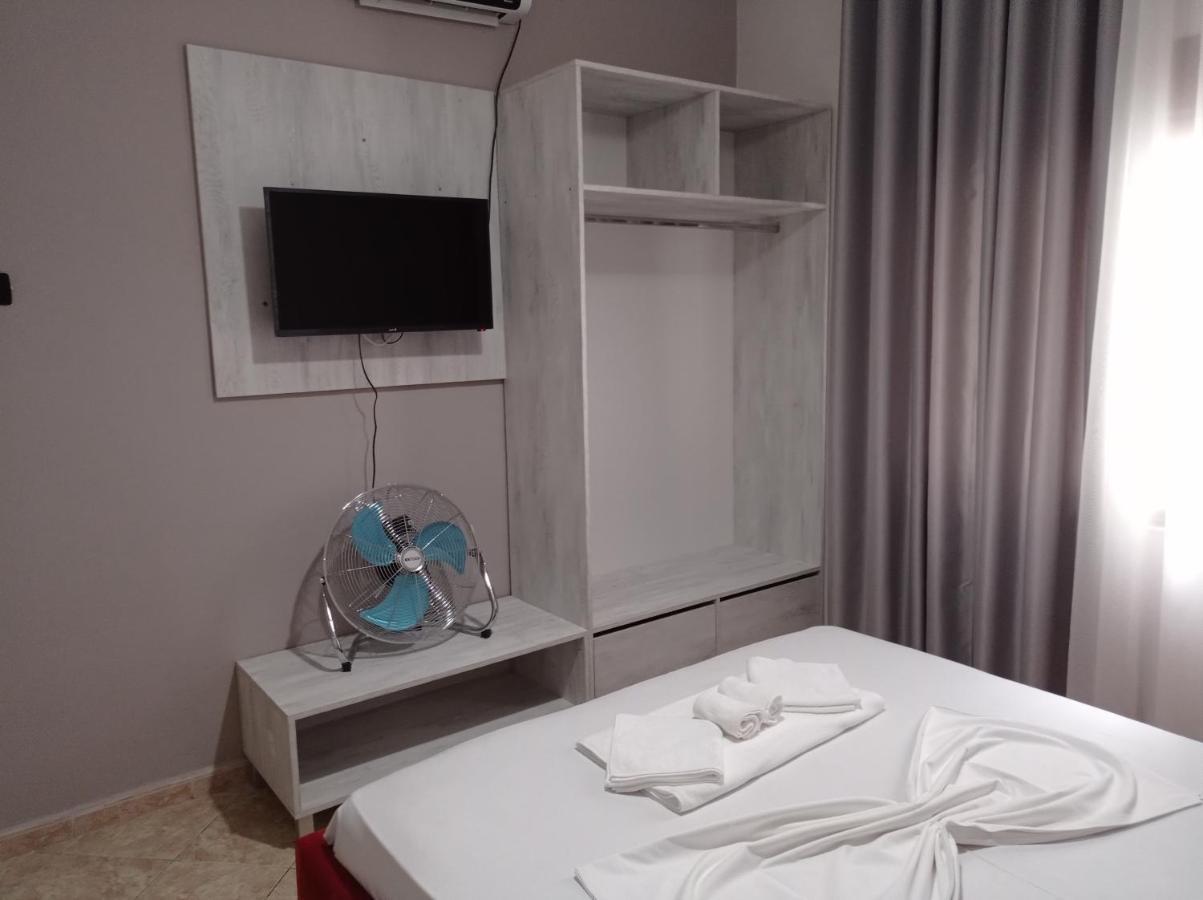 Hotel Vila Stefa Vlorë Exteriér fotografie